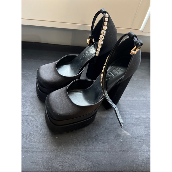 Authentic Versace Black Aevitas Platform Heels - Picture 2 of 6
